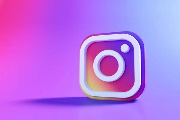 The Psychology of Scroll How Instagram Hijacks Our Attention